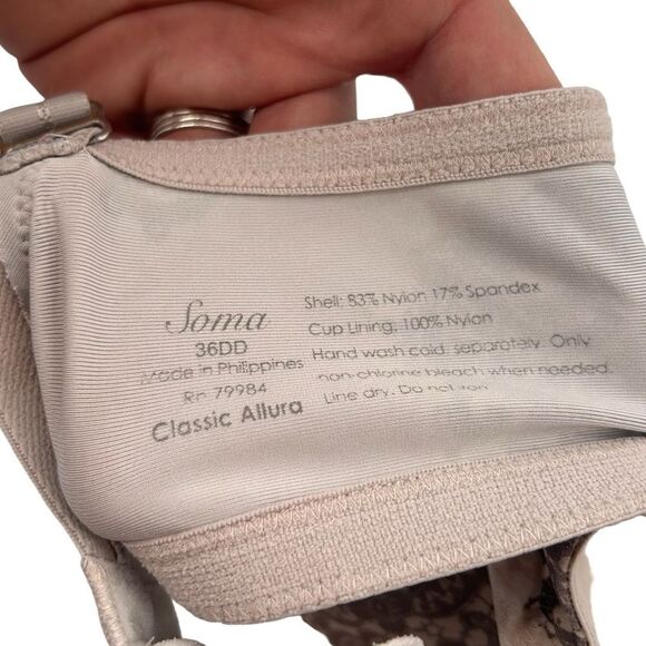 Soma Classic Allies cream and brown lace print underwire bra size 36D - Picture 4 of 4